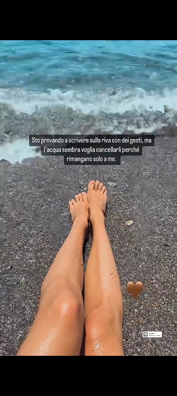 Stella Manente Feet